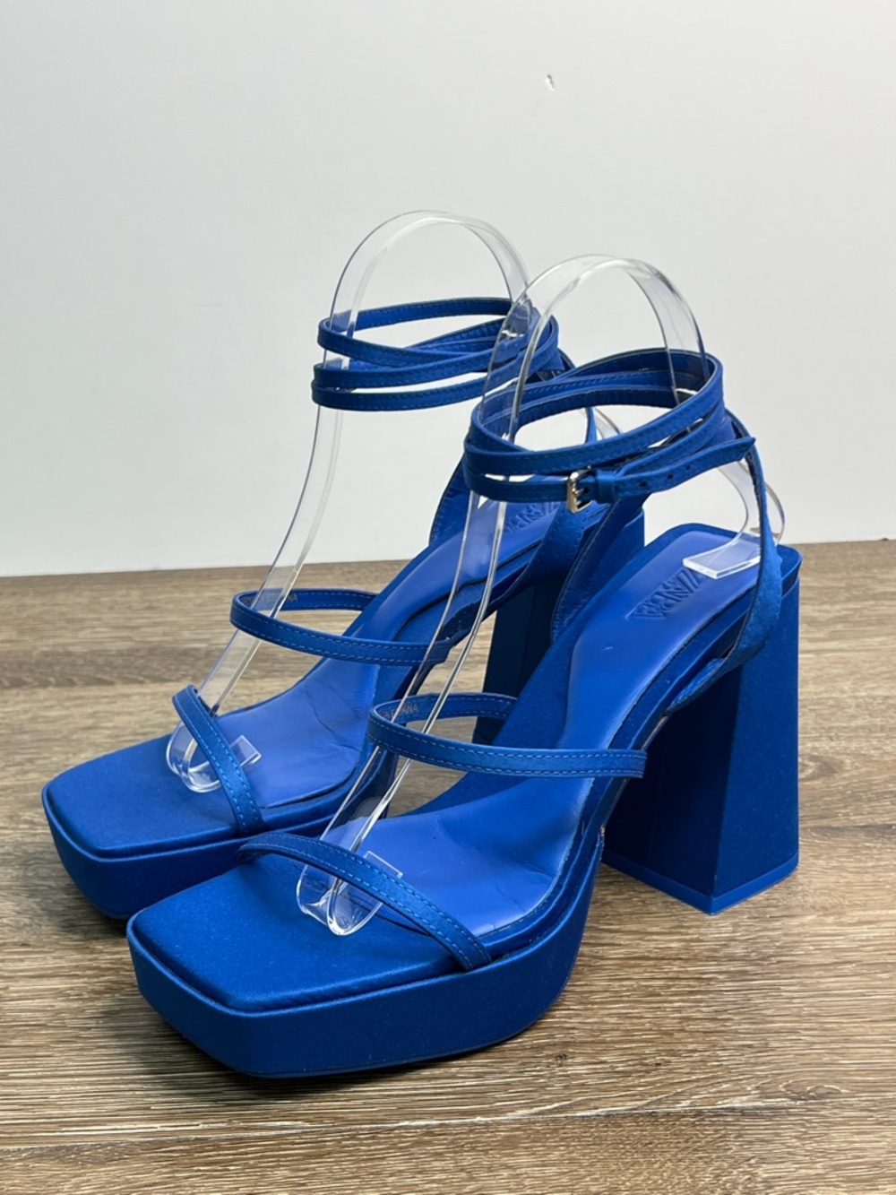 ZARA Electric Blue Strappy Platform Block Heel Sandals Size 38 / US 7.5-8